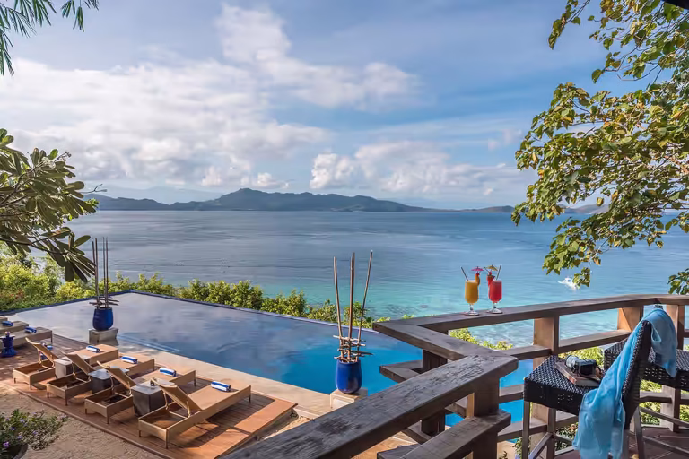 Tree house sunset viewpoint at Vivere Azure